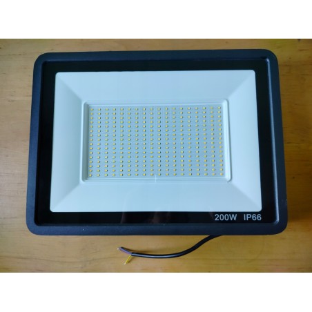 Oprawa LED typu Naświetlacz 200W 230V 16500lm LED-3055 Helios