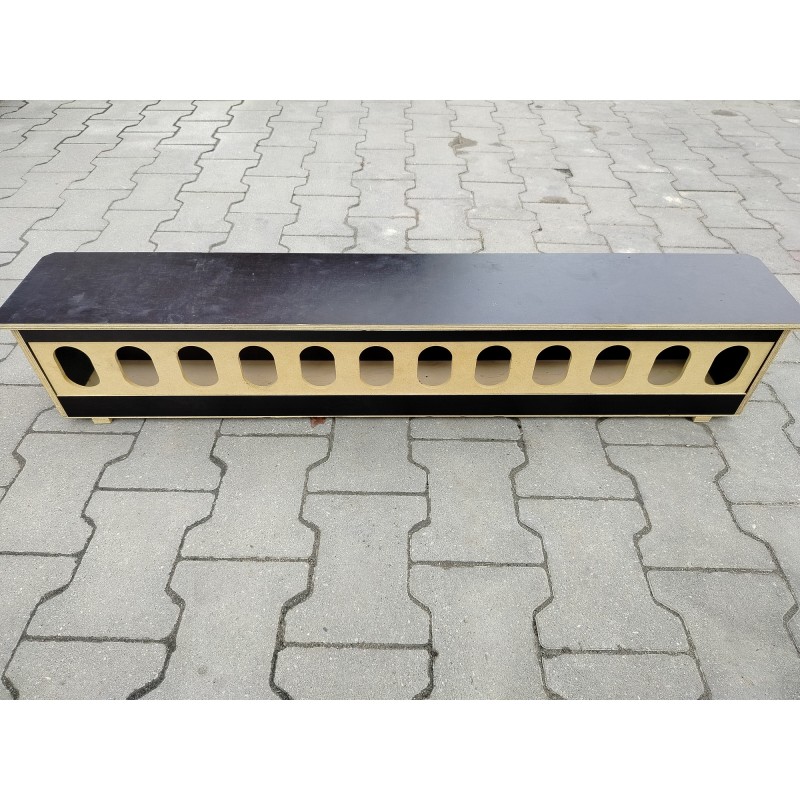 Karmidło dla Drobiu z Owalnymi Otworami 103,5x17x19 G43.4 Polmark