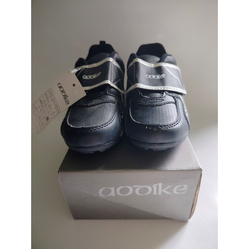 Buty Dziecięce roz. 26 Czarno-Białe B2279 Aooike