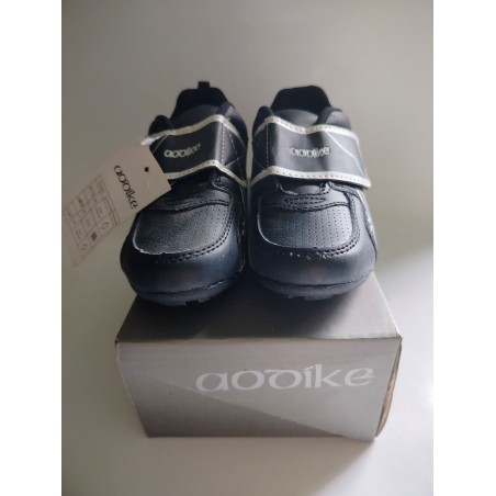 Buty Dziecięce roz. 26 Czarno-Białe B2279 Aooike